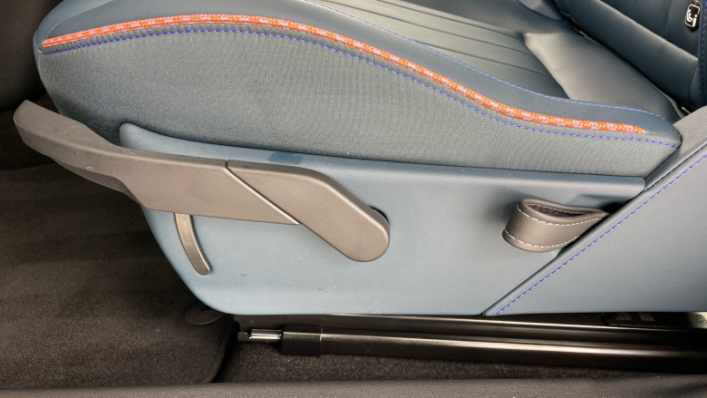 MINI Aceman 160kW SE Classic 54kWh 5dr Auto Electric Hatchback